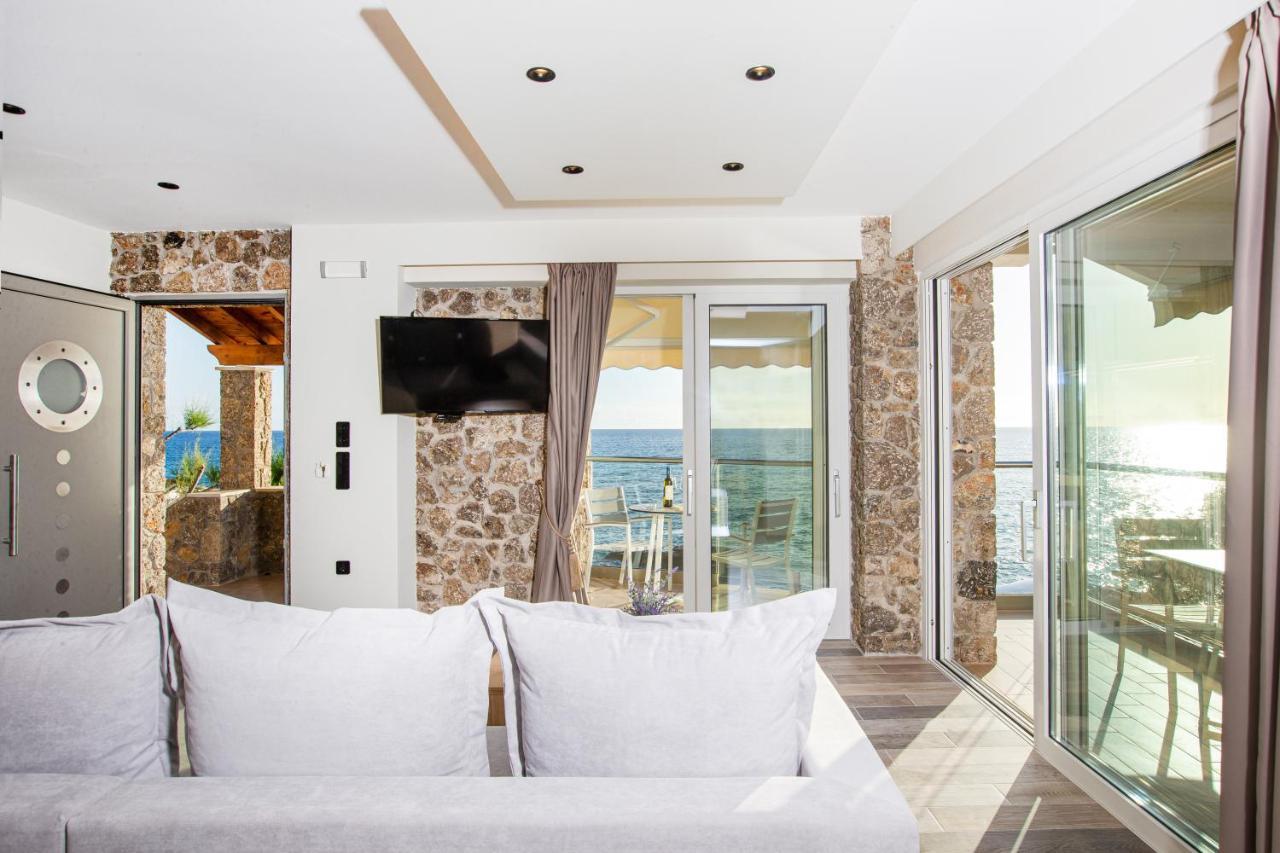 Black Rocks Family, Luxury Seafront Beach Maisonette Agios Gordios  Exterior foto