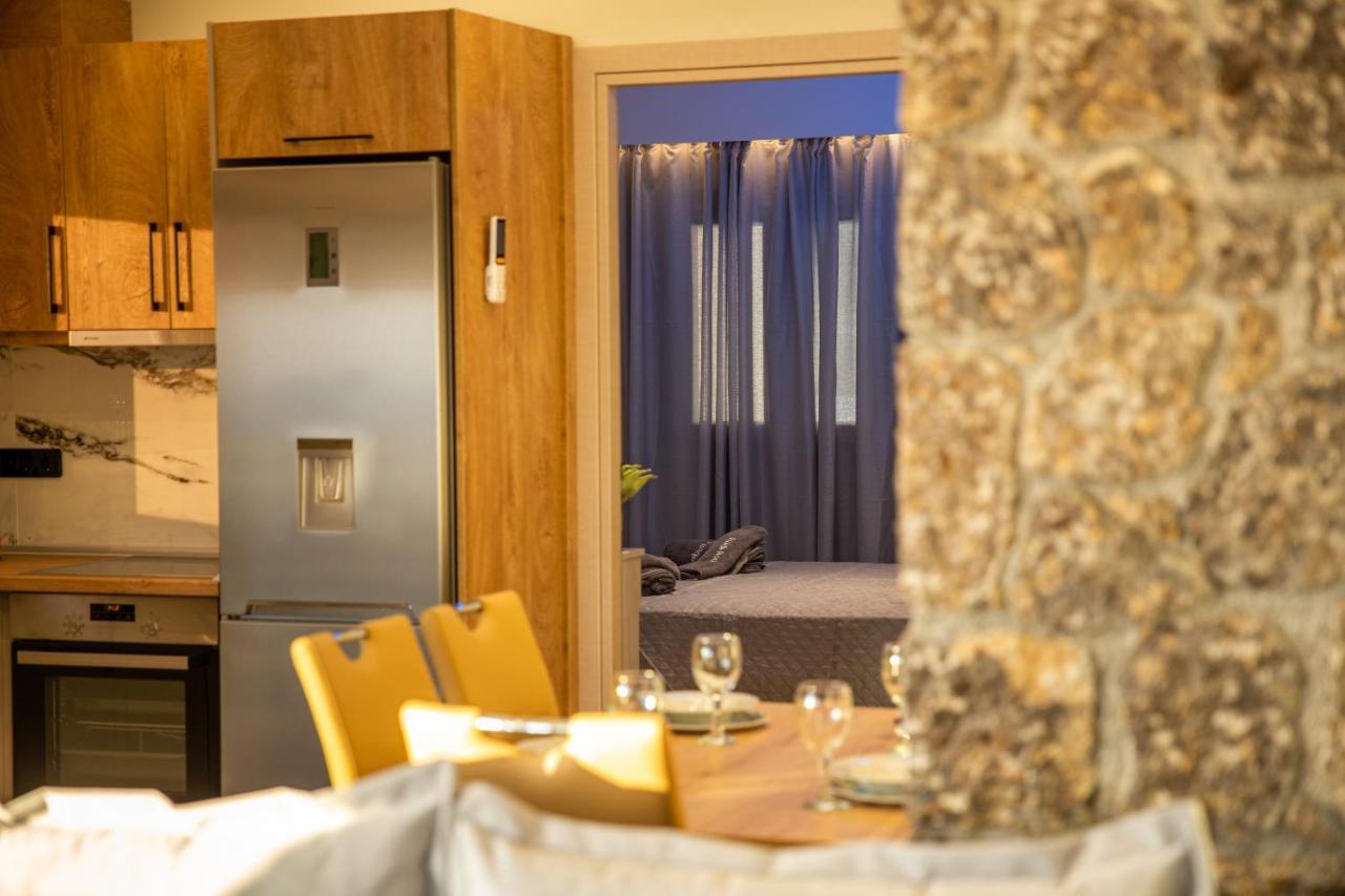 Black Rocks Family, Luxury Seafront Beach Maisonette Agios Gordios  Exterior foto