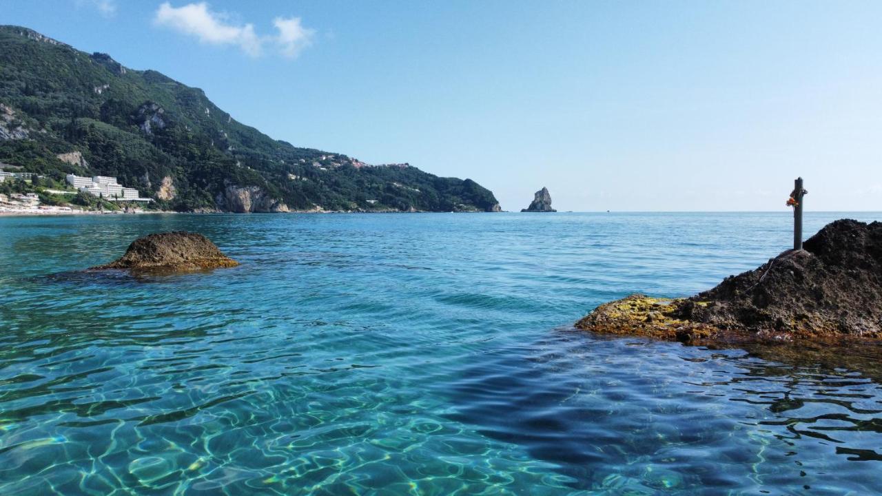 Black Rocks Family, Luxury Seafront Beach Maisonette Agios Gordios  Exterior foto